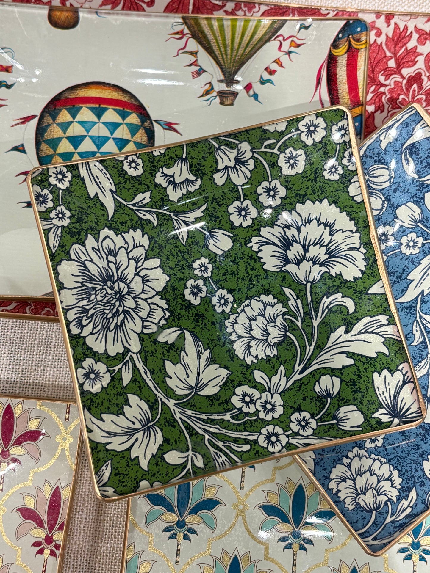 Dark Green Flowers Square Plate