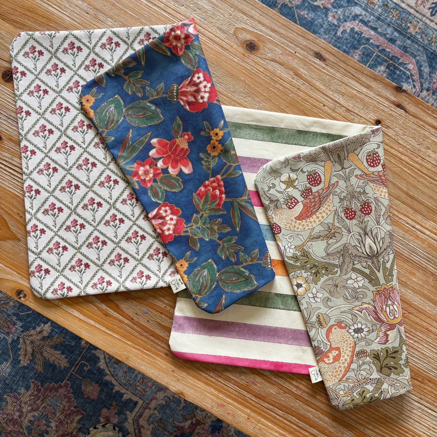 Reversible Resin-Coated Placemat
