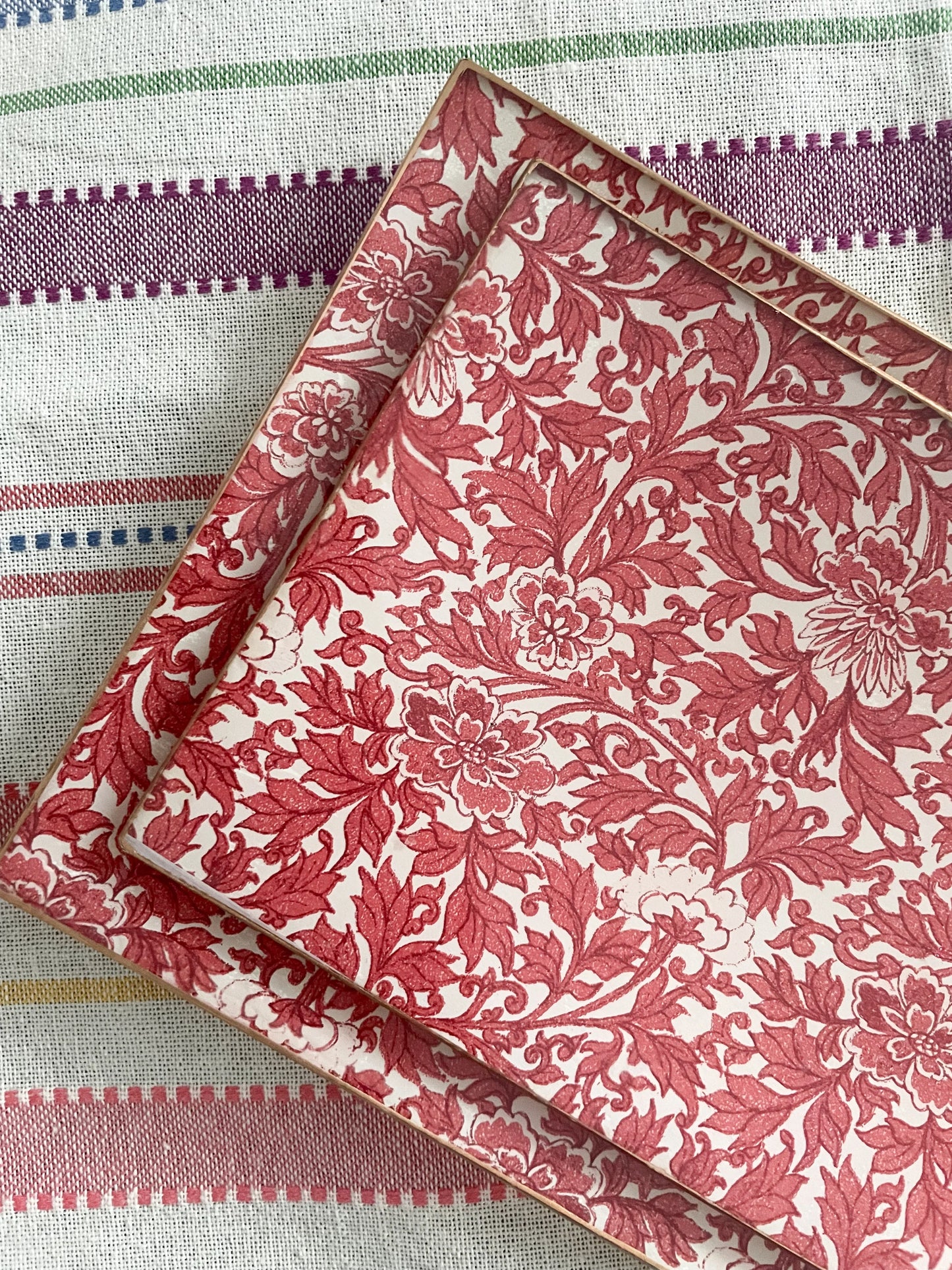 Red Flowers Square Plate