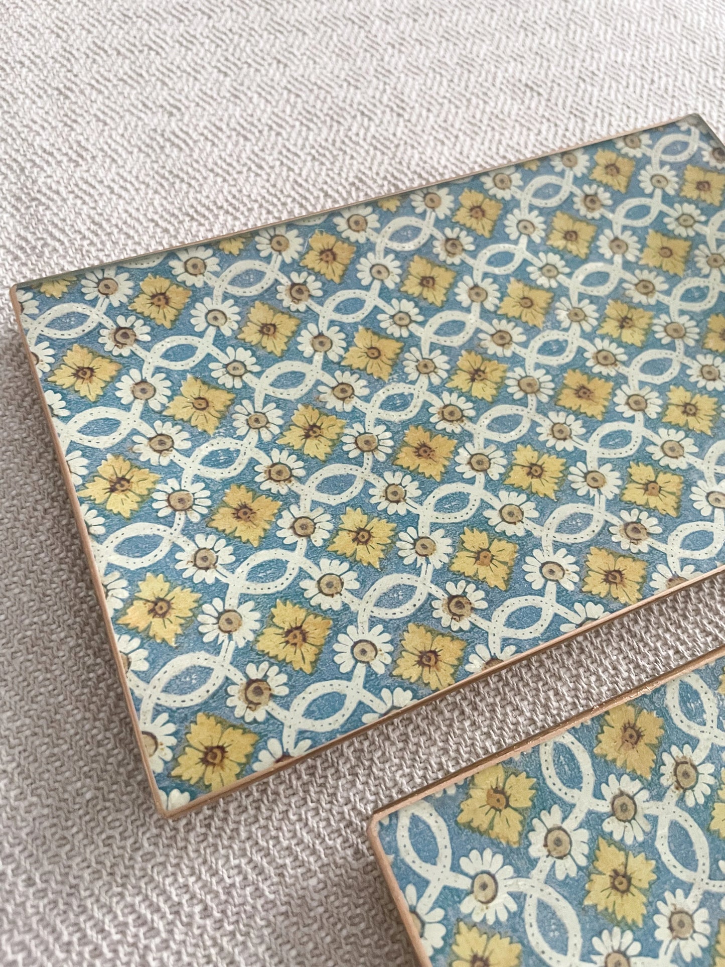 Spring Rectangle Plate