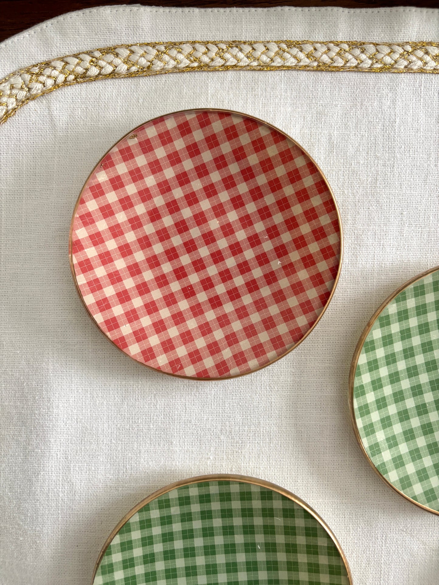 Vichy Red Round Plate