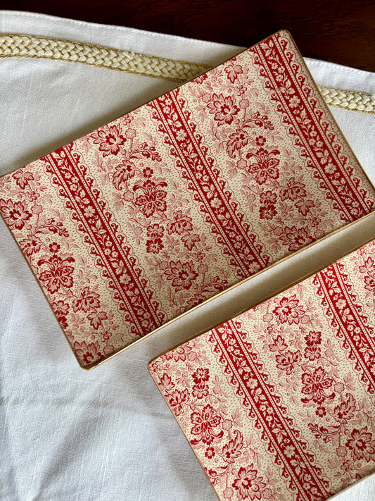 Red Garden Rectangle Plate
